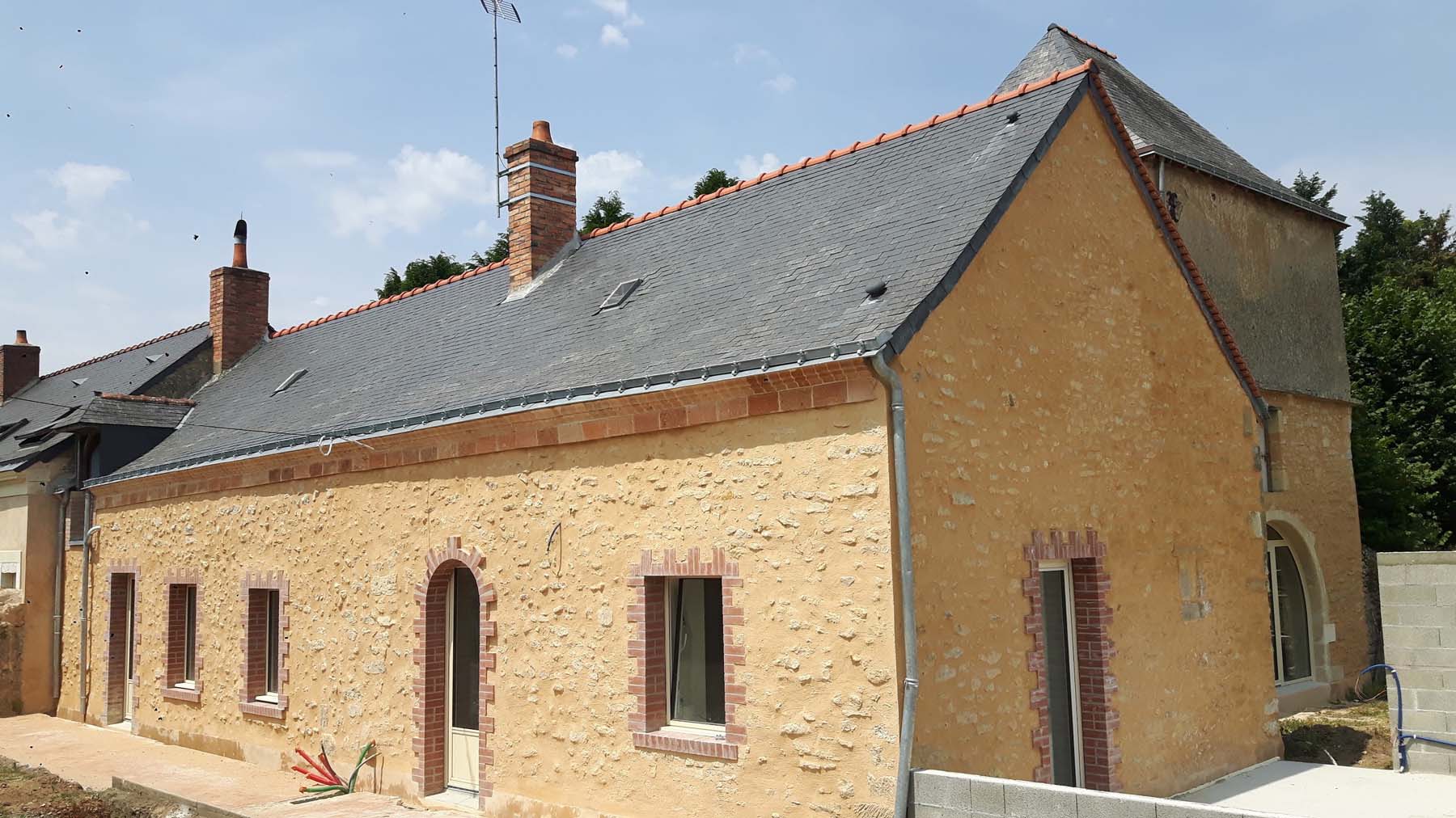 Rénovation d’une ancienne écurie en maison d’habitation